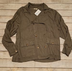 NWT Sneak Peak Lightweight Jacket